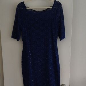 Connected Apparel Elegant Blue Lace Long Sleeve Dress